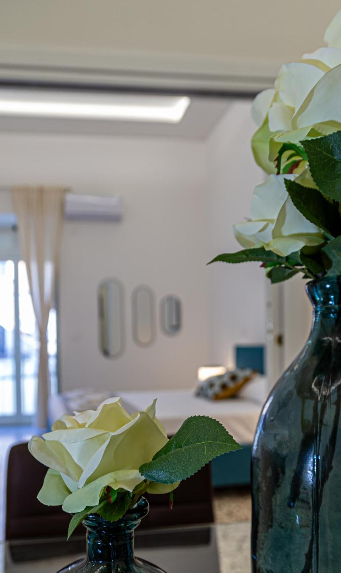 Mh Suites Rooms Apartments Bacoli Luaran gambar